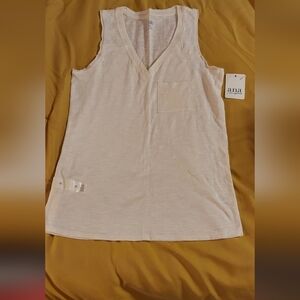 A.N.A Cream Sleeveless Shirt Size XS